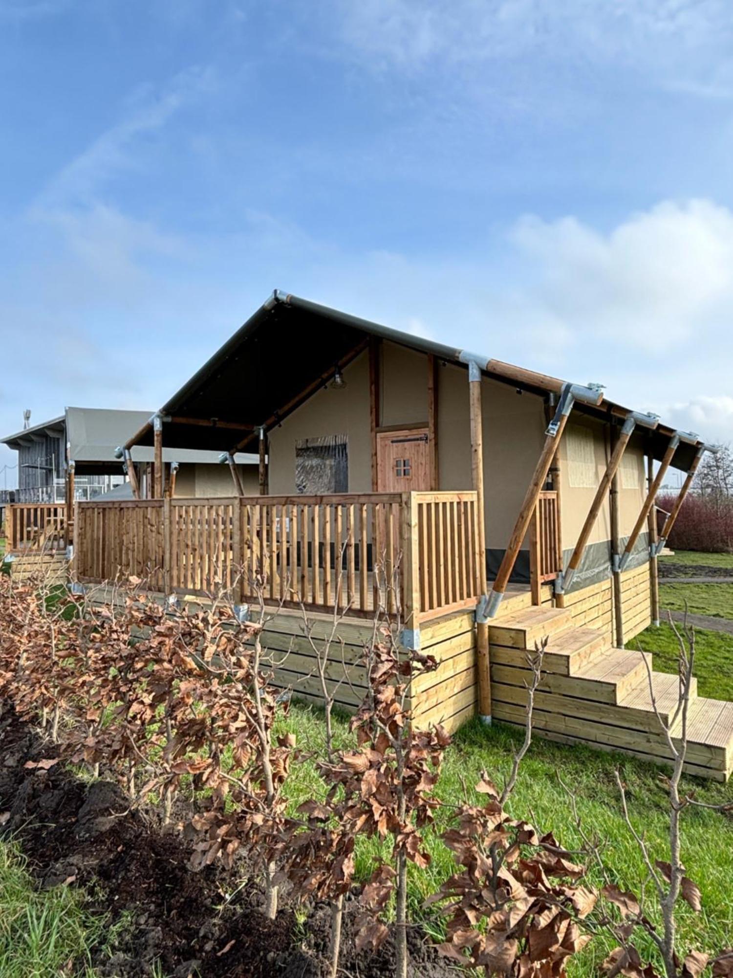 Safaritent Premium Aan Het Water Luxury tent