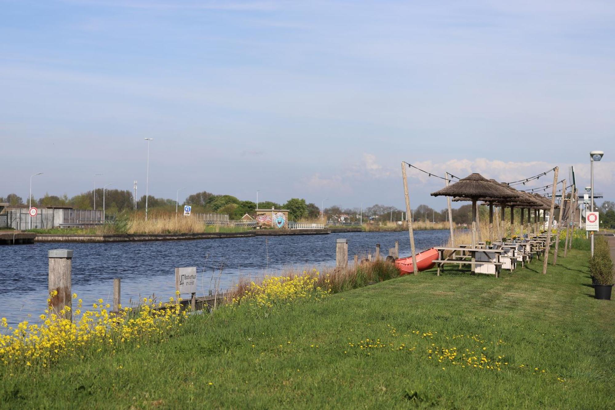 Safaritent Premium Aan Het Water *