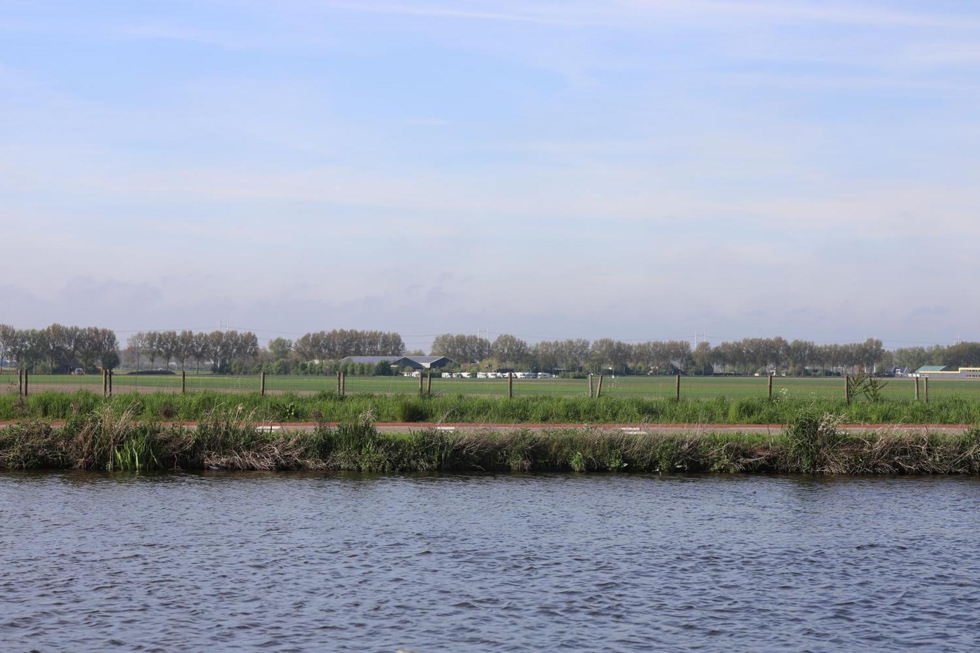 Safaritent Premium Aan Het Water Luxury tent