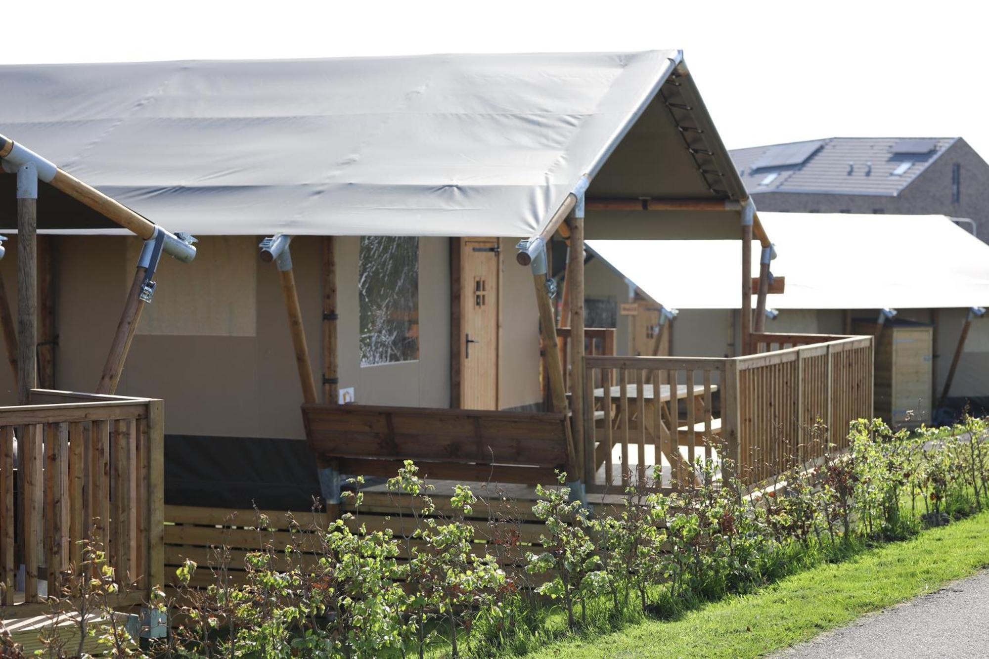 Safaritent Premium Aan Het Water Luxury tent